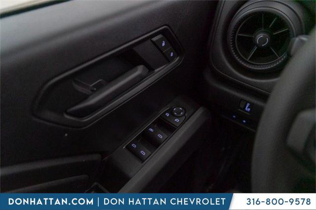 new 2025 Chevrolet Colorado car, priced at $38,999