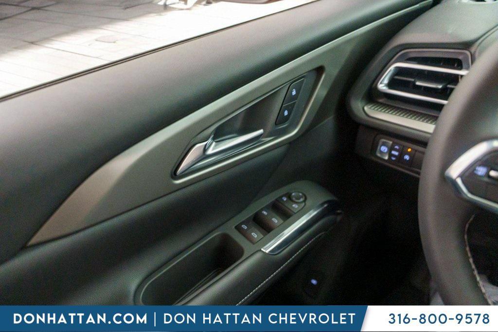 new 2026 Chevrolet Traverse car, priced at $47,700