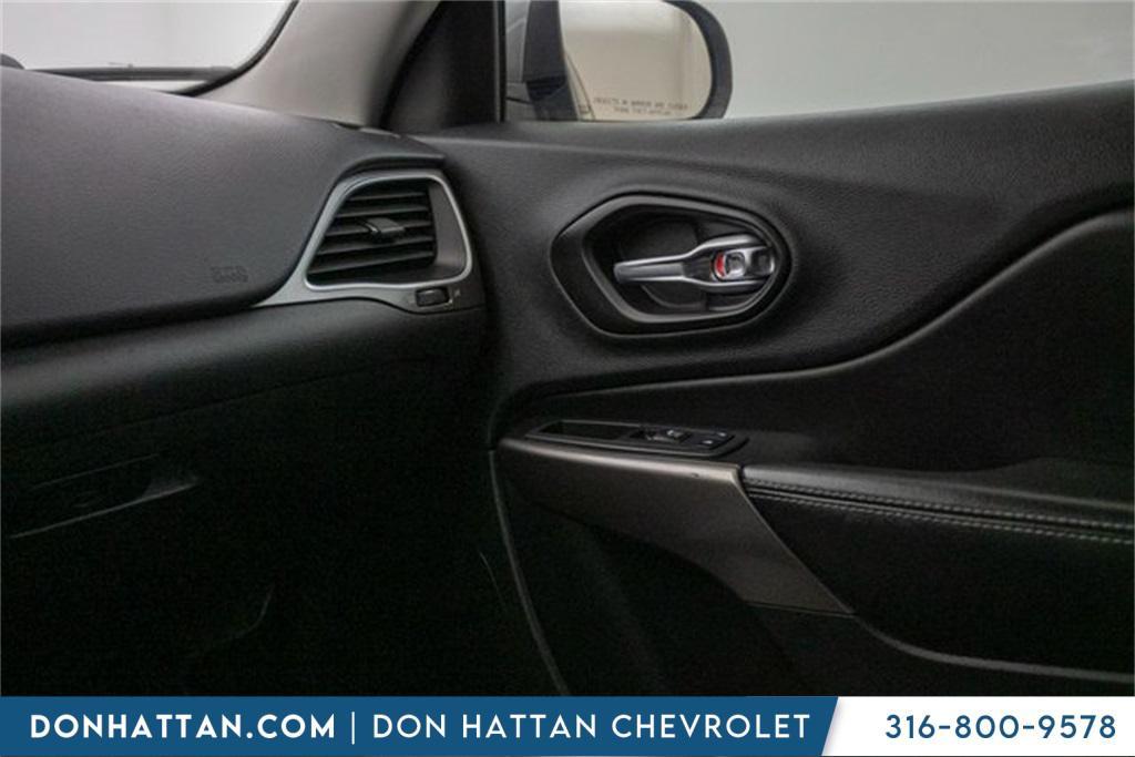 used 2019 Jeep Cherokee car, priced at $15,900