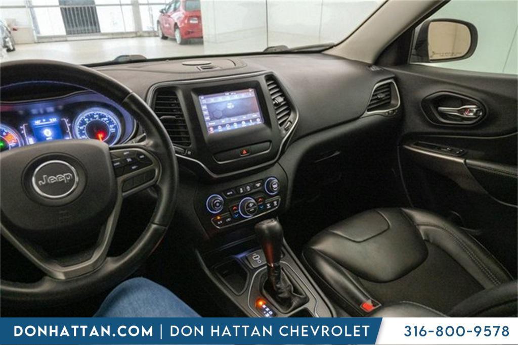 used 2019 Jeep Cherokee car, priced at $15,900