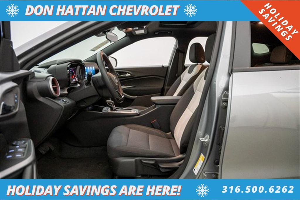 new 2025 Chevrolet Trax car, priced at $20,999