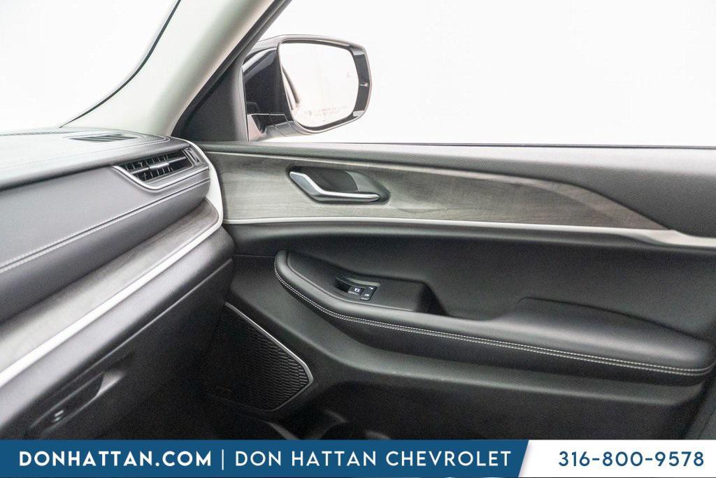 used 2022 Jeep Grand Cherokee L car, priced at $29,669