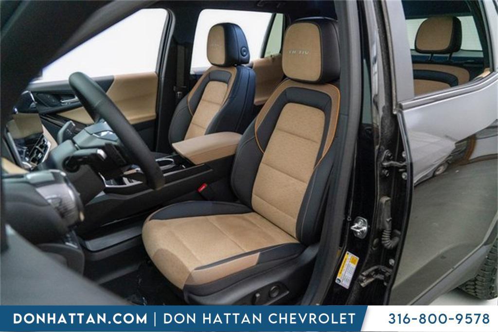 new 2025 Chevrolet Equinox car, priced at $32,998