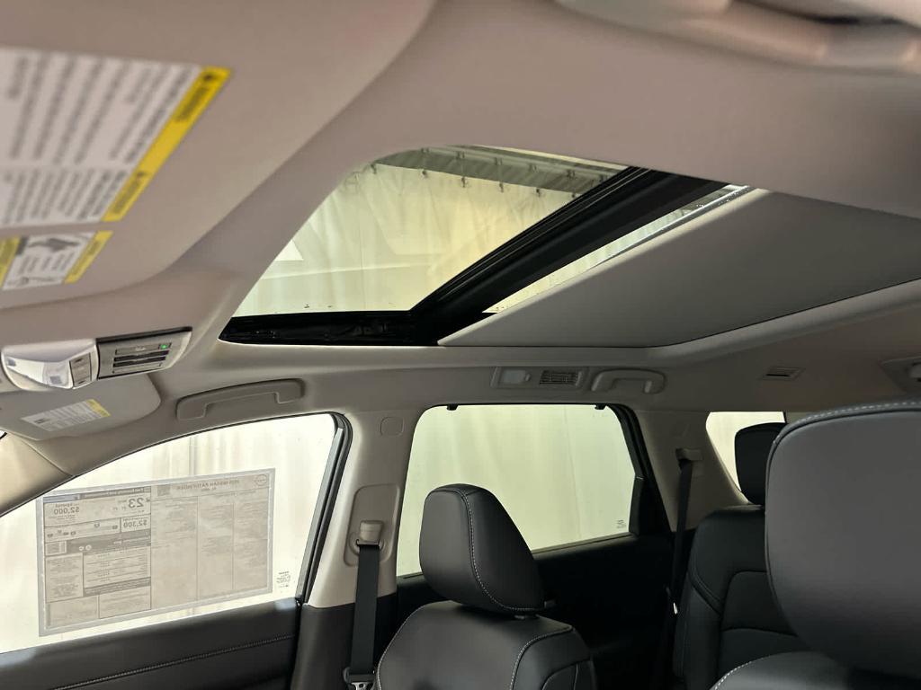 new 2025 Nissan Pathfinder car, priced at $46,949