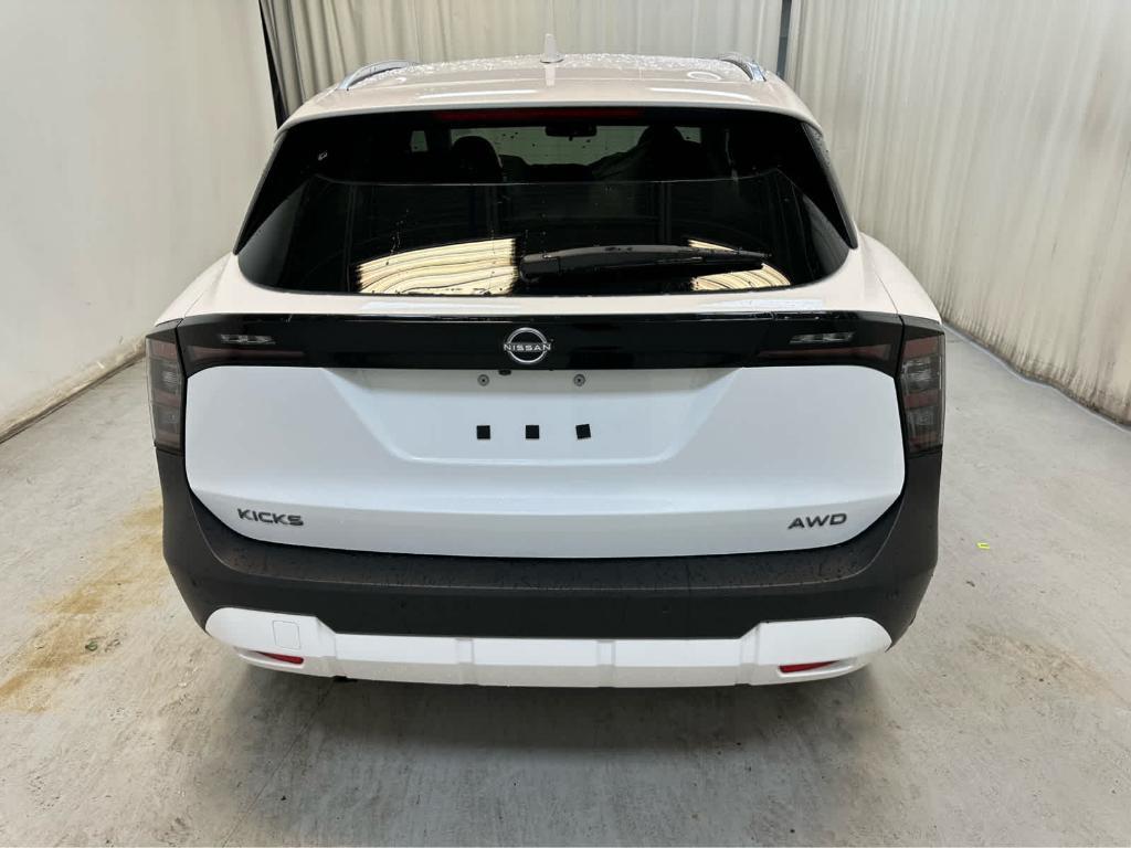 new 2025 Nissan Kicks car, priced at $28,058