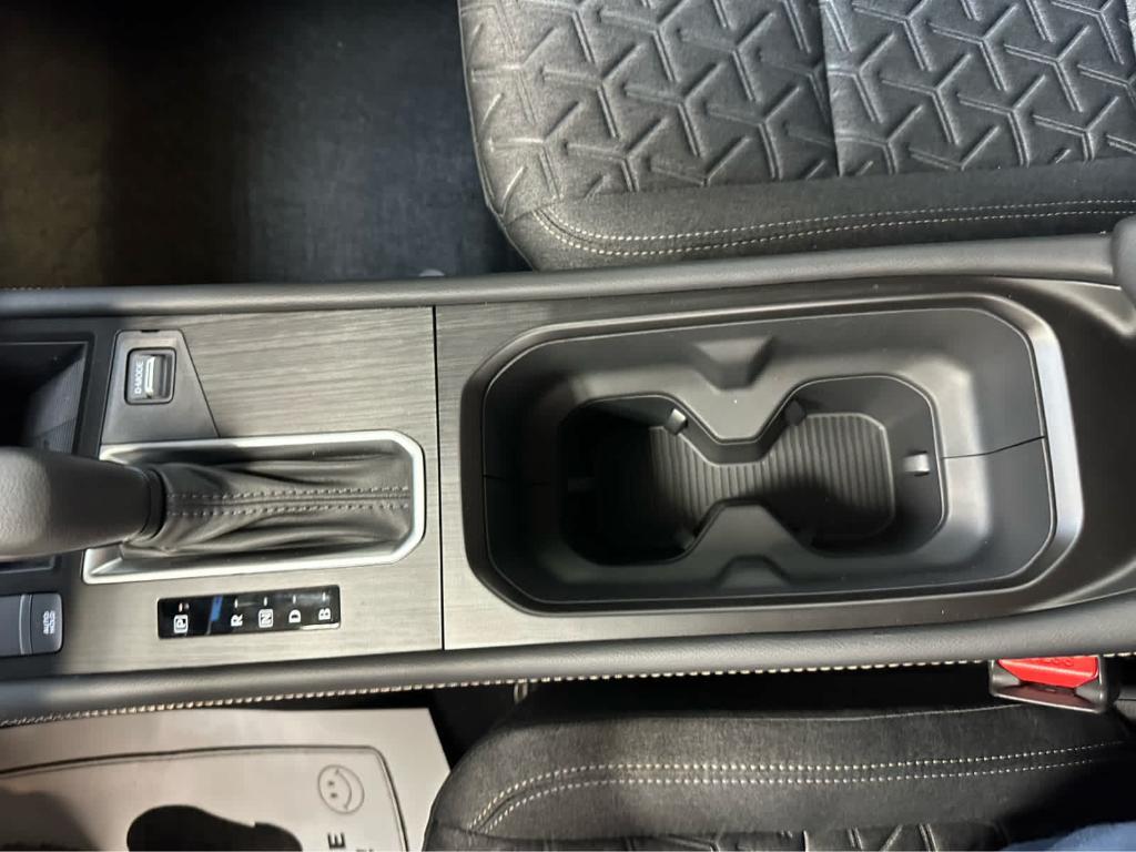 new 2025 Nissan Kicks car, priced at $28,058