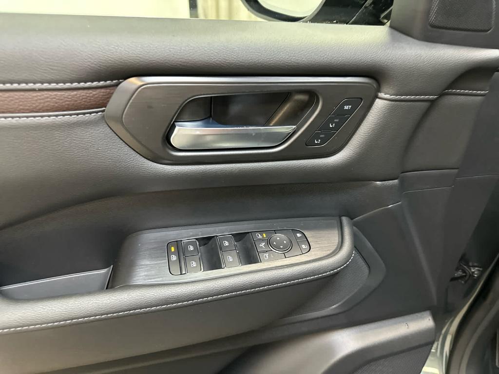 new 2025 Nissan Armada car, priced at $67,569