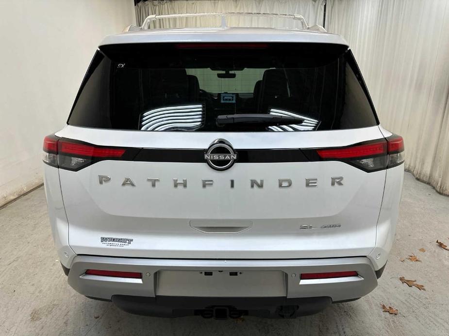 new 2025 Nissan Pathfinder car, priced at $47,986