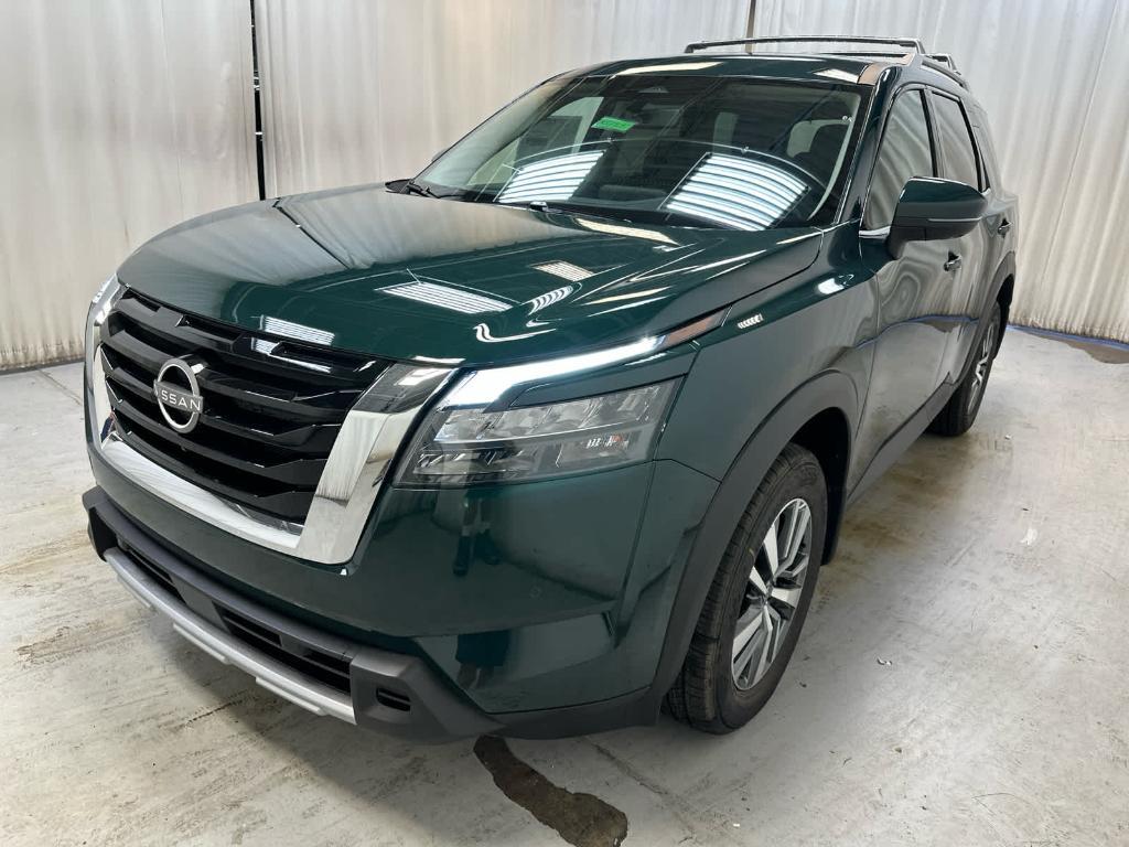 new 2025 Nissan Pathfinder car, priced at $44,086