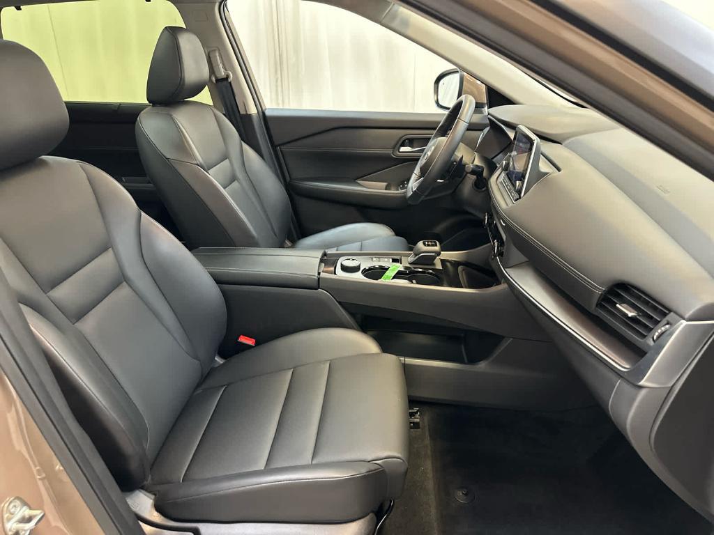 used 2024 Nissan Rogue car, priced at $27,988