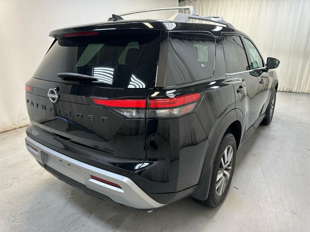 new 2025 Nissan Pathfinder car, priced at $44,513