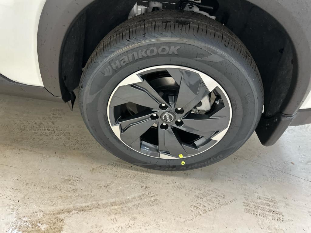new 2025 Nissan Rogue car, priced at $32,509