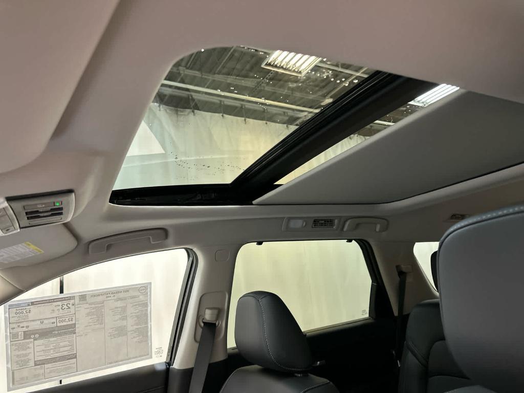 new 2025 Nissan Pathfinder car, priced at $47,743
