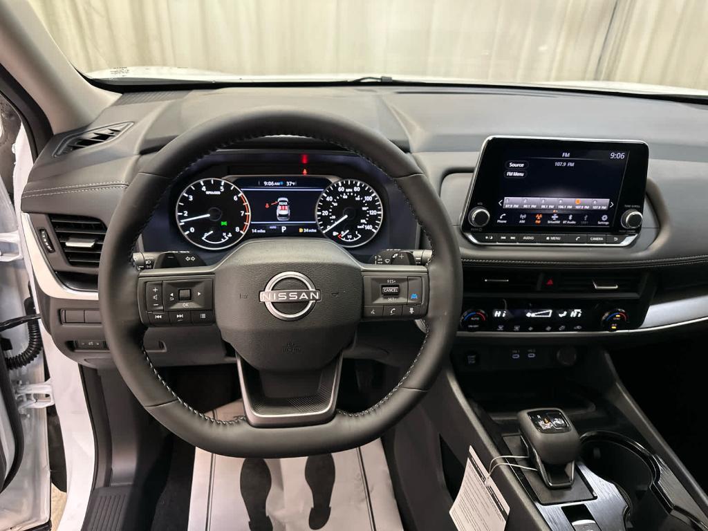 new 2025 Nissan Rogue car, priced at $33,704