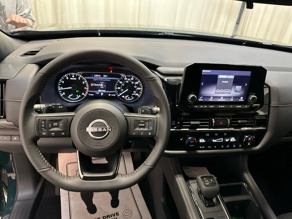 new 2025 Nissan Pathfinder car, priced at $44,582