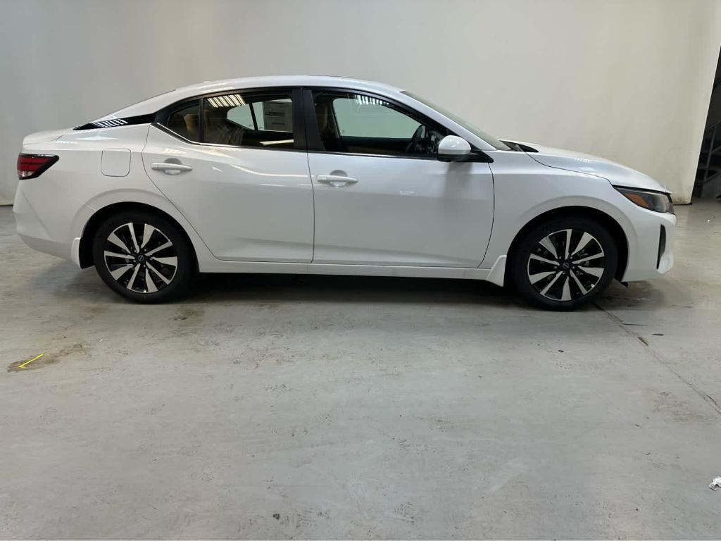 new 2025 Nissan Sentra car, priced at $26,984