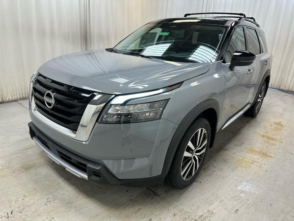 new 2025 Nissan Pathfinder car, priced at $51,752