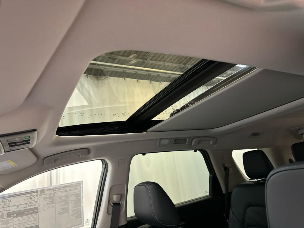 new 2025 Nissan Pathfinder car, priced at $51,752