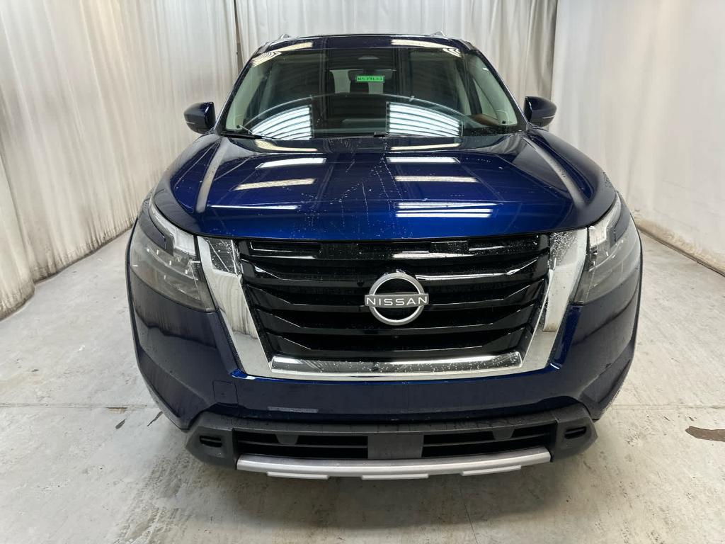 new 2025 Nissan Pathfinder car, priced at $53,135