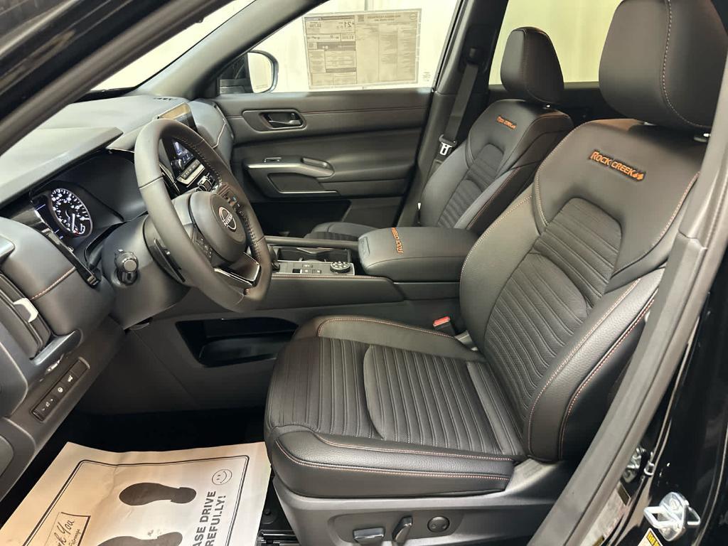 new 2025 Nissan Pathfinder car, priced at $44,248