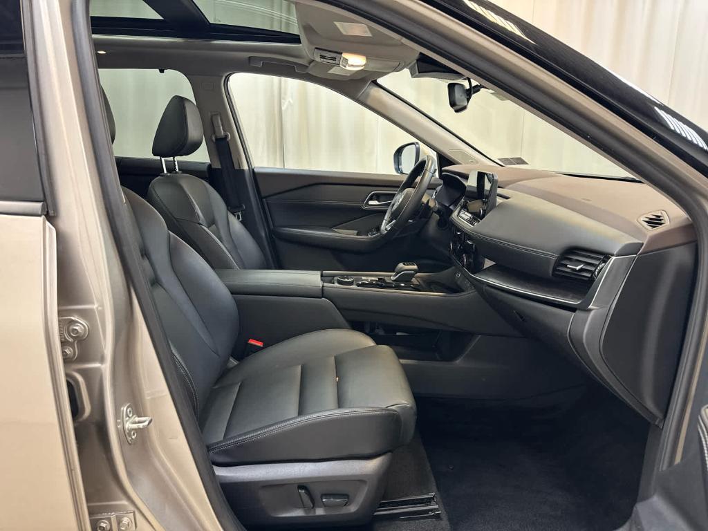 used 2021 Nissan Rogue car, priced at $26,988