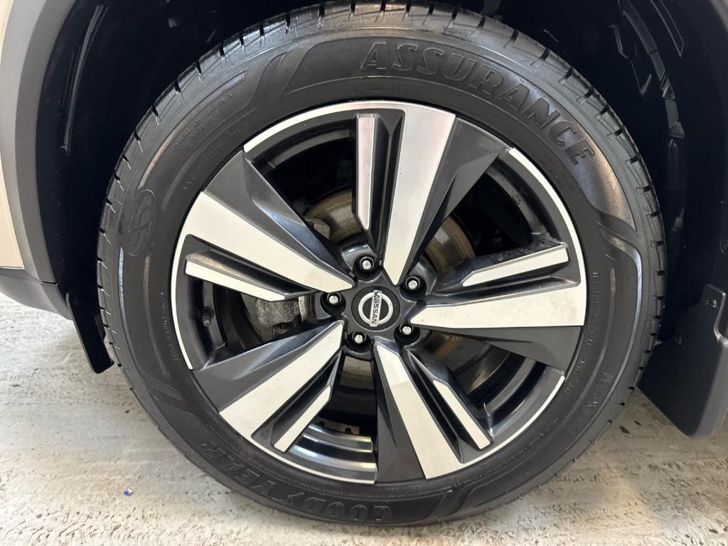 used 2021 Nissan Rogue car, priced at $26,988