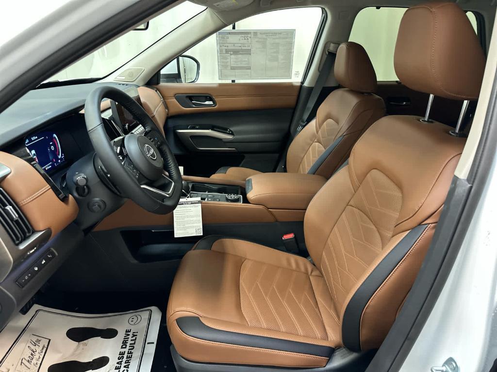 new 2025 Nissan Pathfinder car, priced at $52,208