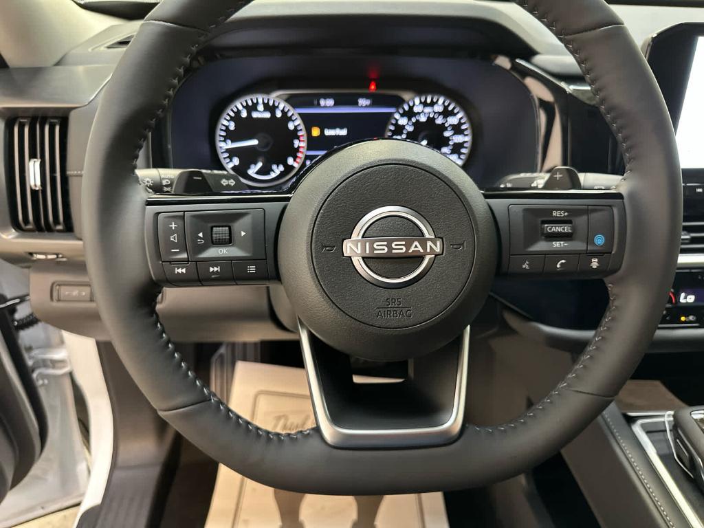 new 2025 Nissan Pathfinder car, priced at $44,882
