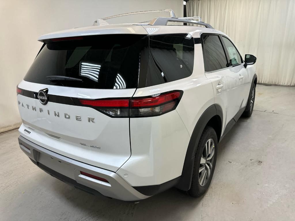 new 2025 Nissan Pathfinder car, priced at $44,882