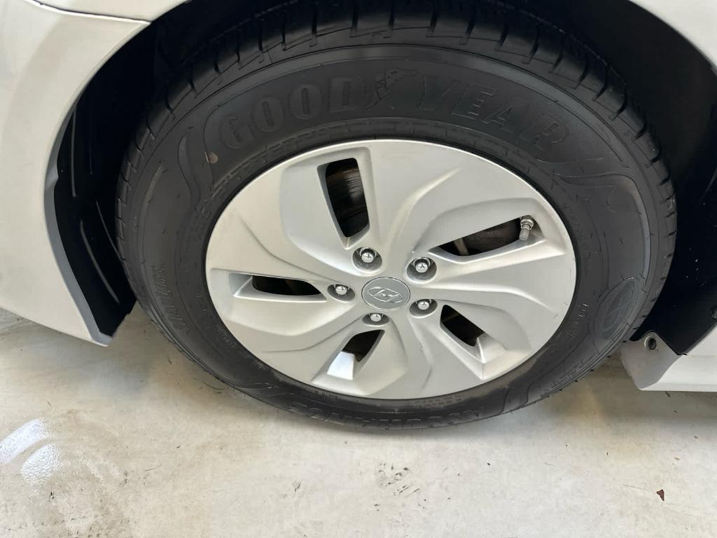 used 2014 Hyundai Sonata Hybrid car, priced at $9,998
