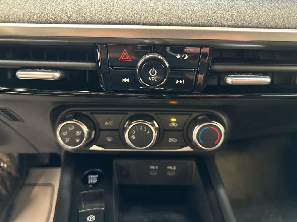 new 2025 Nissan Kicks car, priced at $25,863