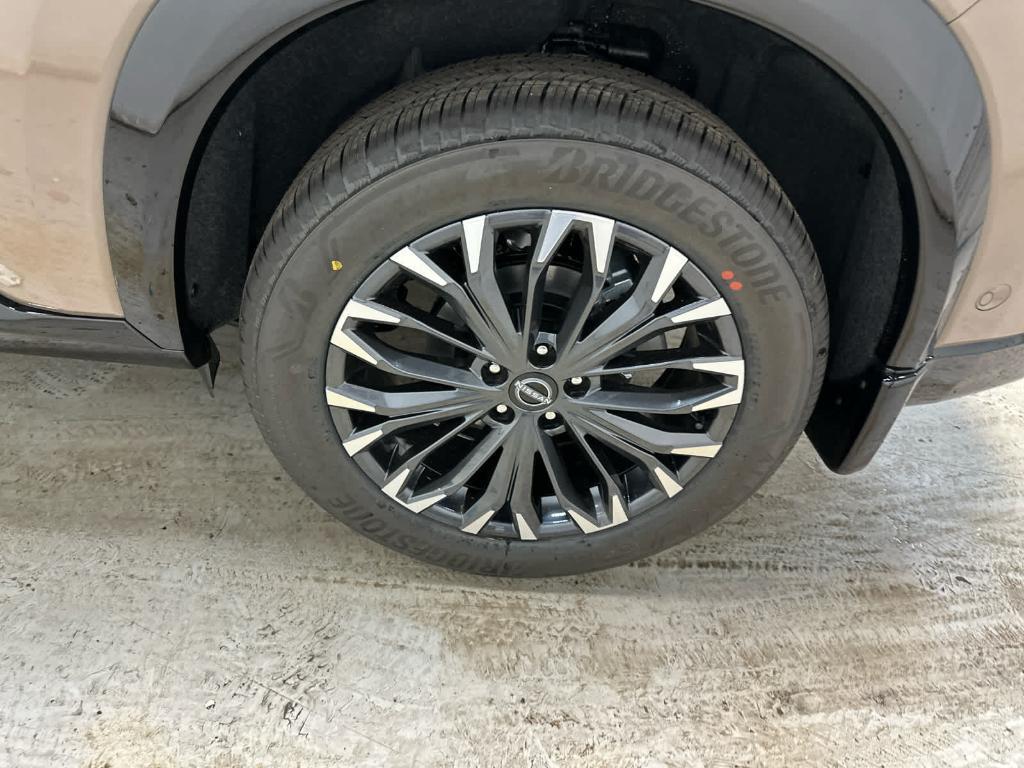 new 2025 Nissan Rogue car, priced at $42,892