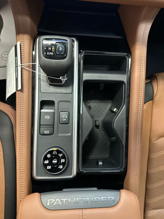 new 2025 Nissan Pathfinder car, priced at $51,265