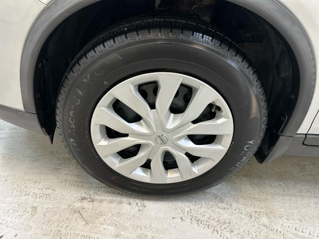 used 2015 Nissan Rogue car, priced at $9,988