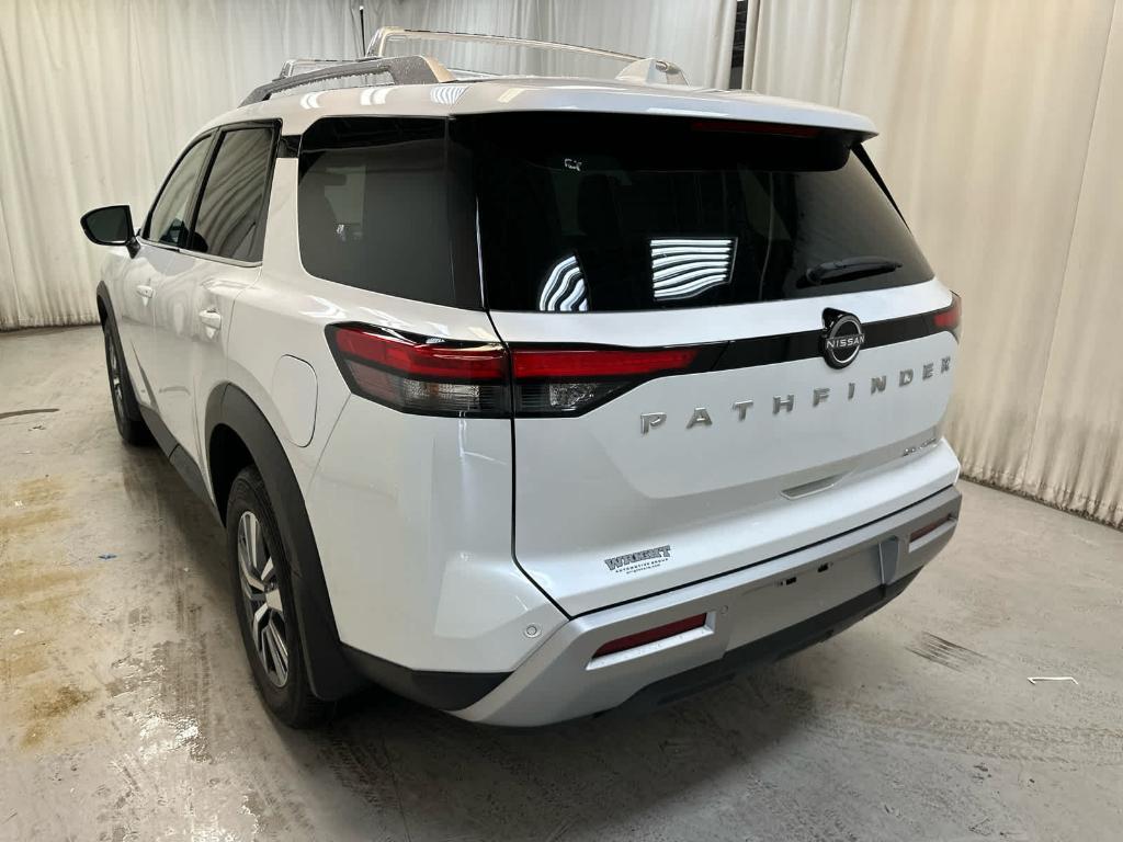new 2025 Nissan Pathfinder car, priced at $44,882