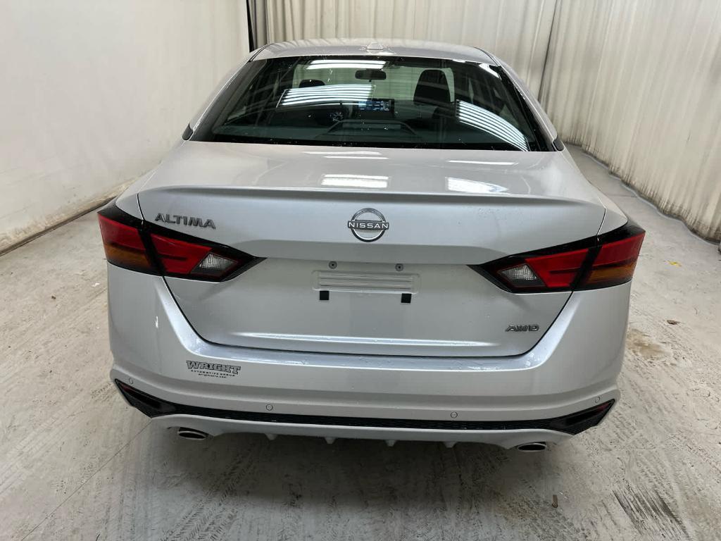 new 2025 Nissan Altima car, priced at $31,622