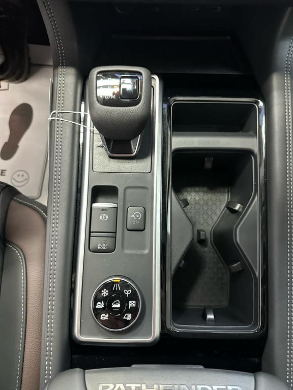 new 2025 Nissan Pathfinder car, priced at $50,867
