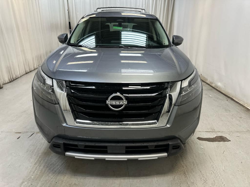 new 2025 Nissan Pathfinder car, priced at $50,867