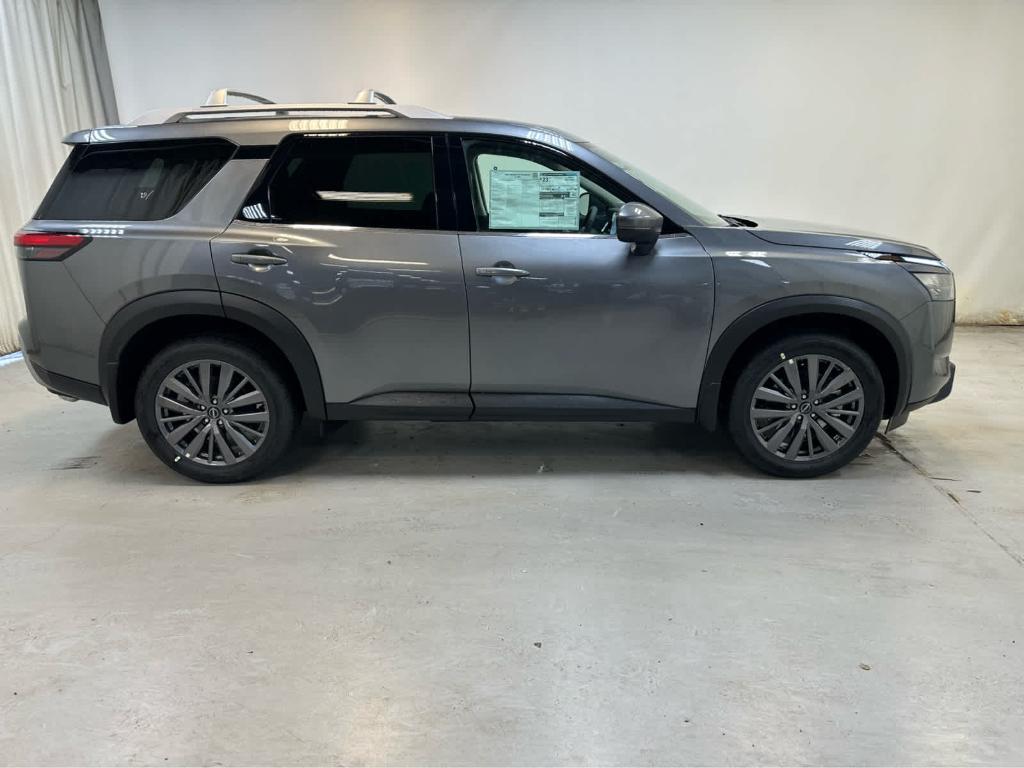 new 2025 Nissan Pathfinder car, priced at $46,949