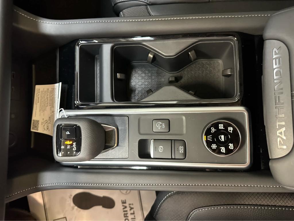 new 2025 Nissan Pathfinder car, priced at $46,949