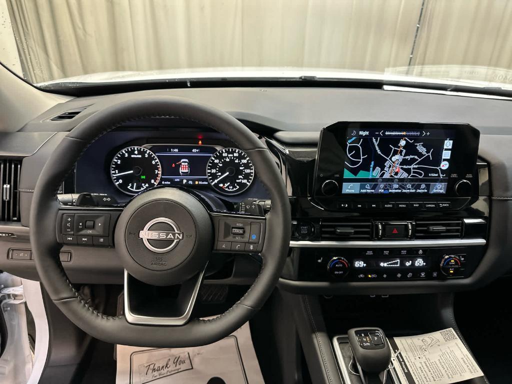 new 2025 Nissan Pathfinder car, priced at $45,083