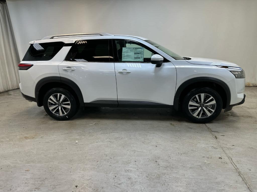 new 2025 Nissan Pathfinder car, priced at $45,083
