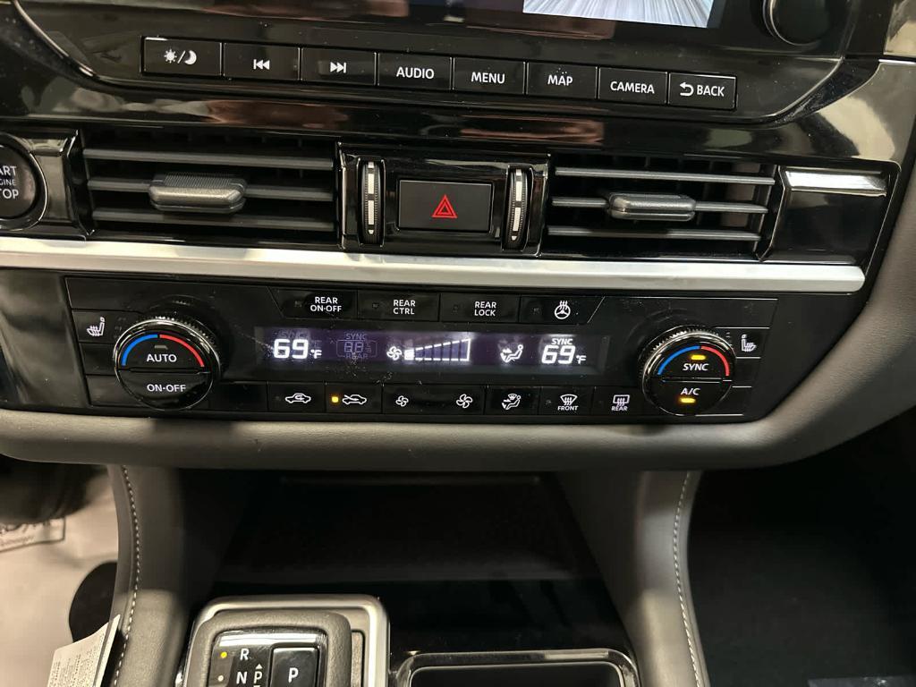 new 2025 Nissan Pathfinder car, priced at $45,083