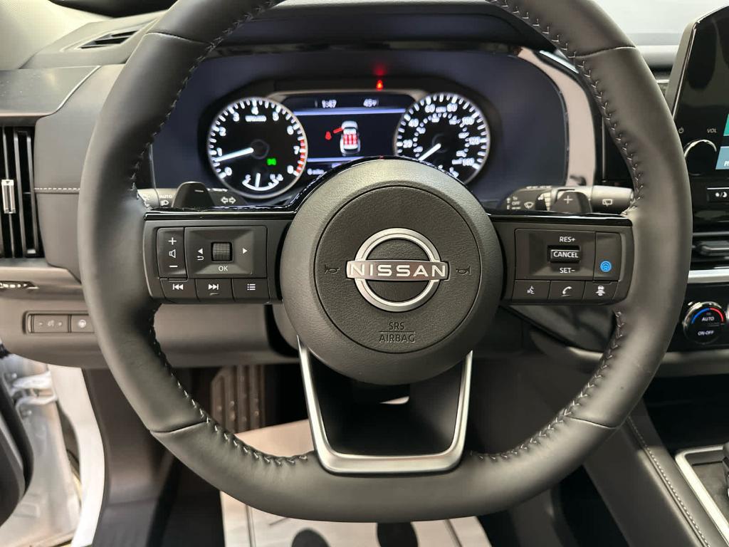 new 2025 Nissan Pathfinder car, priced at $45,083