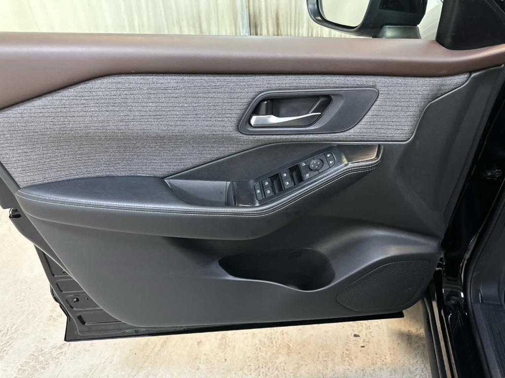 used 2022 Nissan Rogue car, priced at $24,988