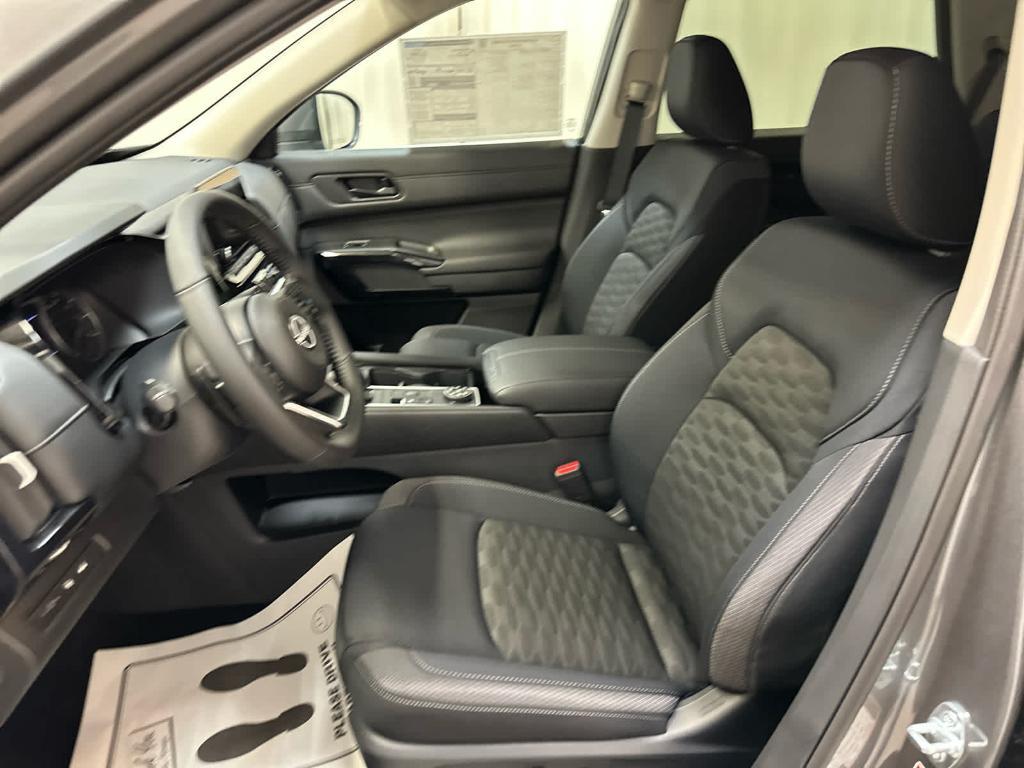 new 2025 Nissan Pathfinder car, priced at $43,248