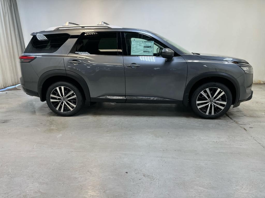 new 2025 Nissan Pathfinder car, priced at $50,867