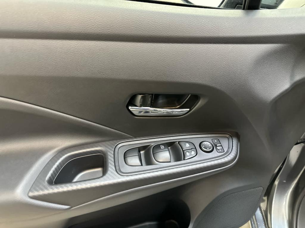 new 2025 Nissan Versa car, priced at $21,618