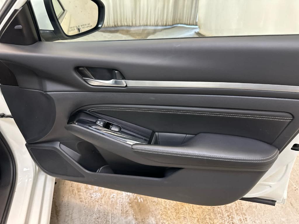 used 2023 Nissan Altima car, priced at $22,988