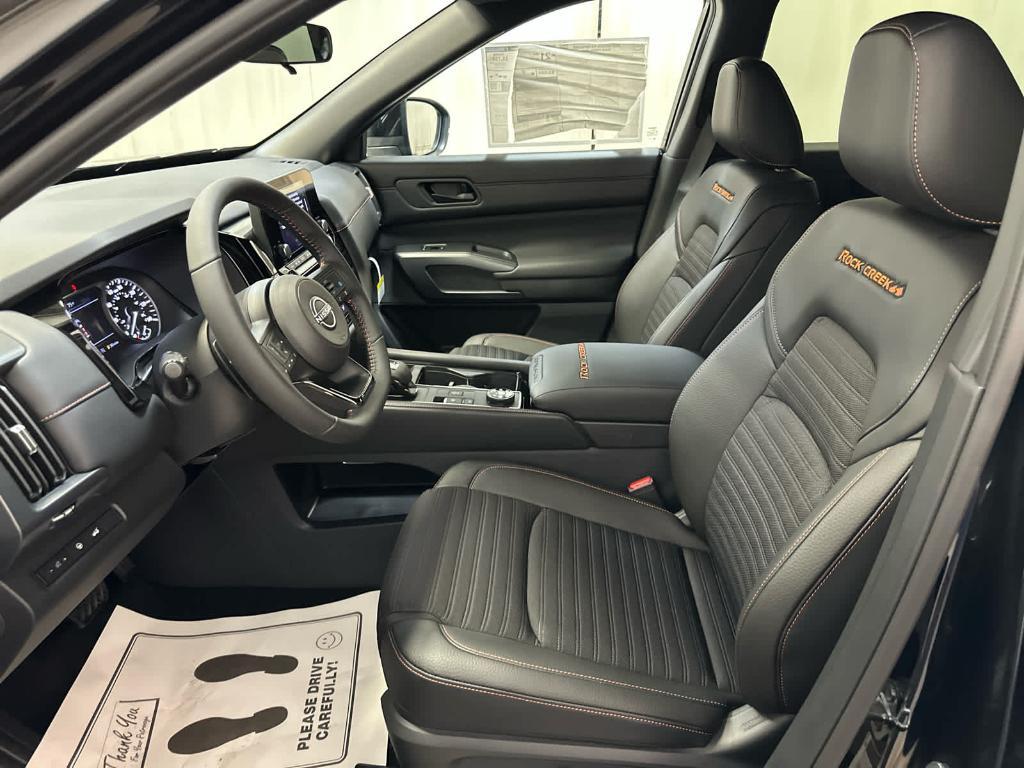 new 2025 Nissan Pathfinder car, priced at $43,960